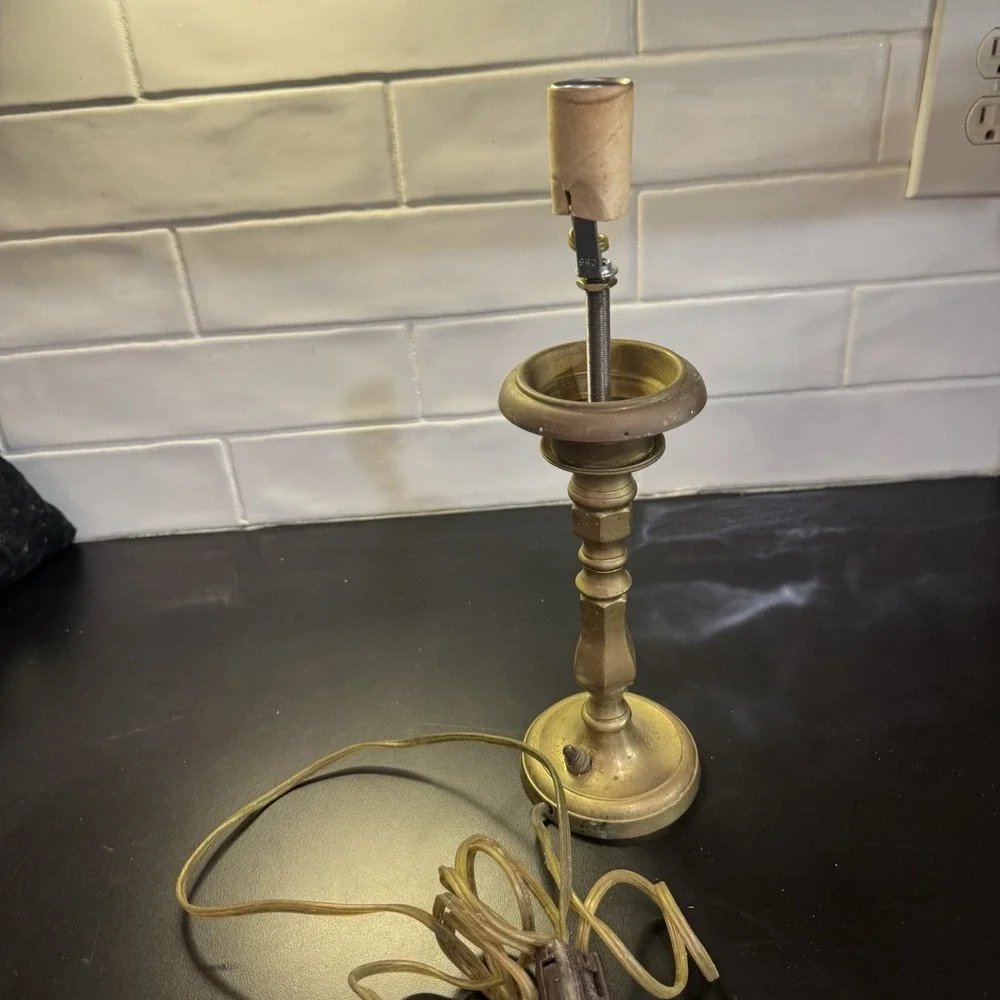 Vintage Brass TableLamp Push Button On Base